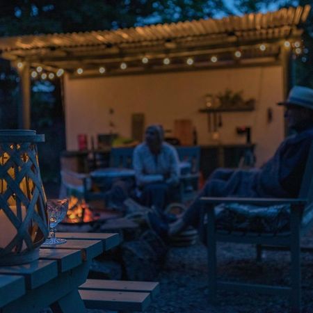 Duneden Belle Glamping Randalstown 外观 照片