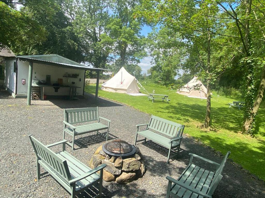 Duneden Belle Glamping Randalstown 外观 照片