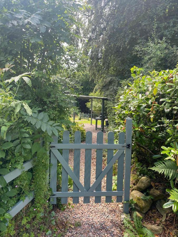 Duneden Belle Glamping Randalstown 外观 照片