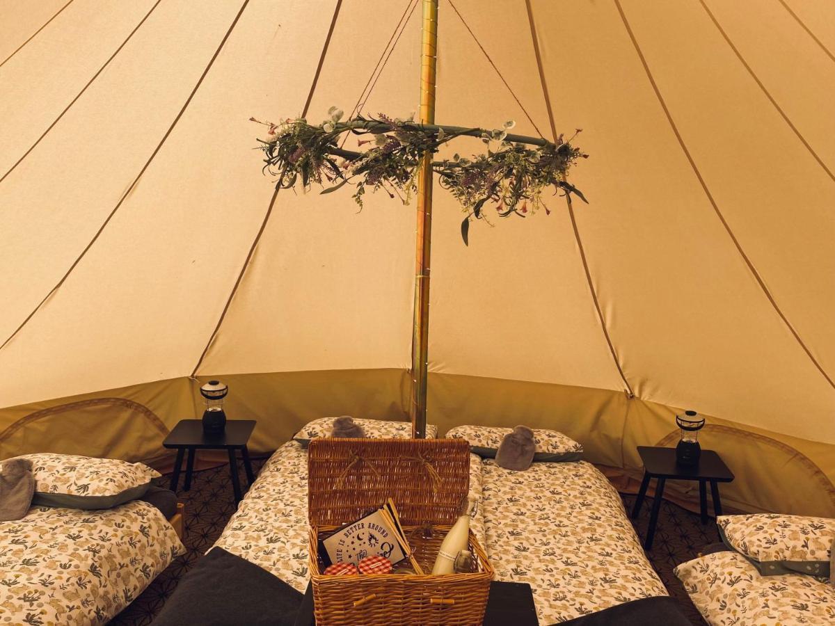 Duneden Belle Glamping Randalstown 外观 照片