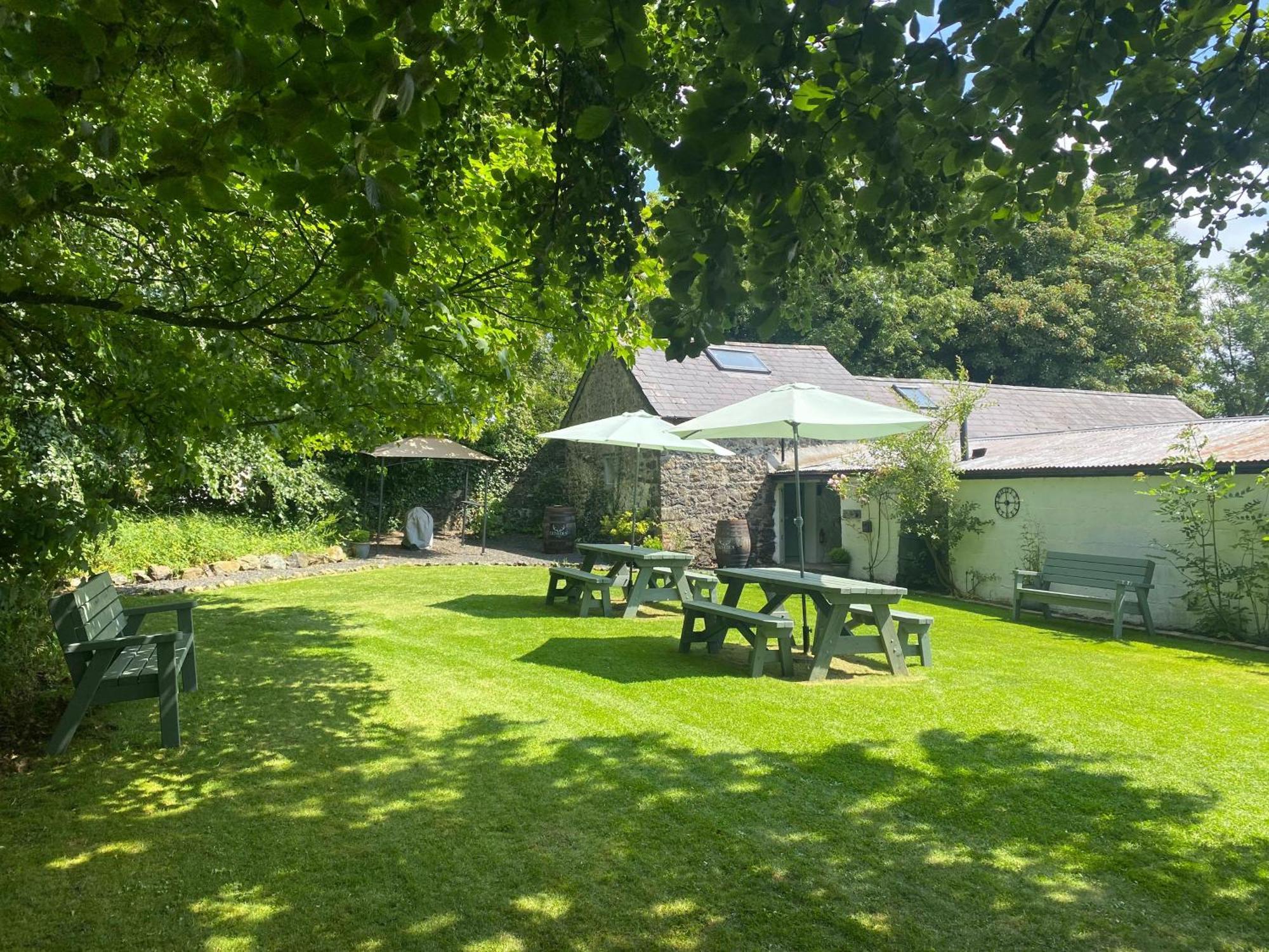 Duneden Belle Glamping Randalstown 外观 照片